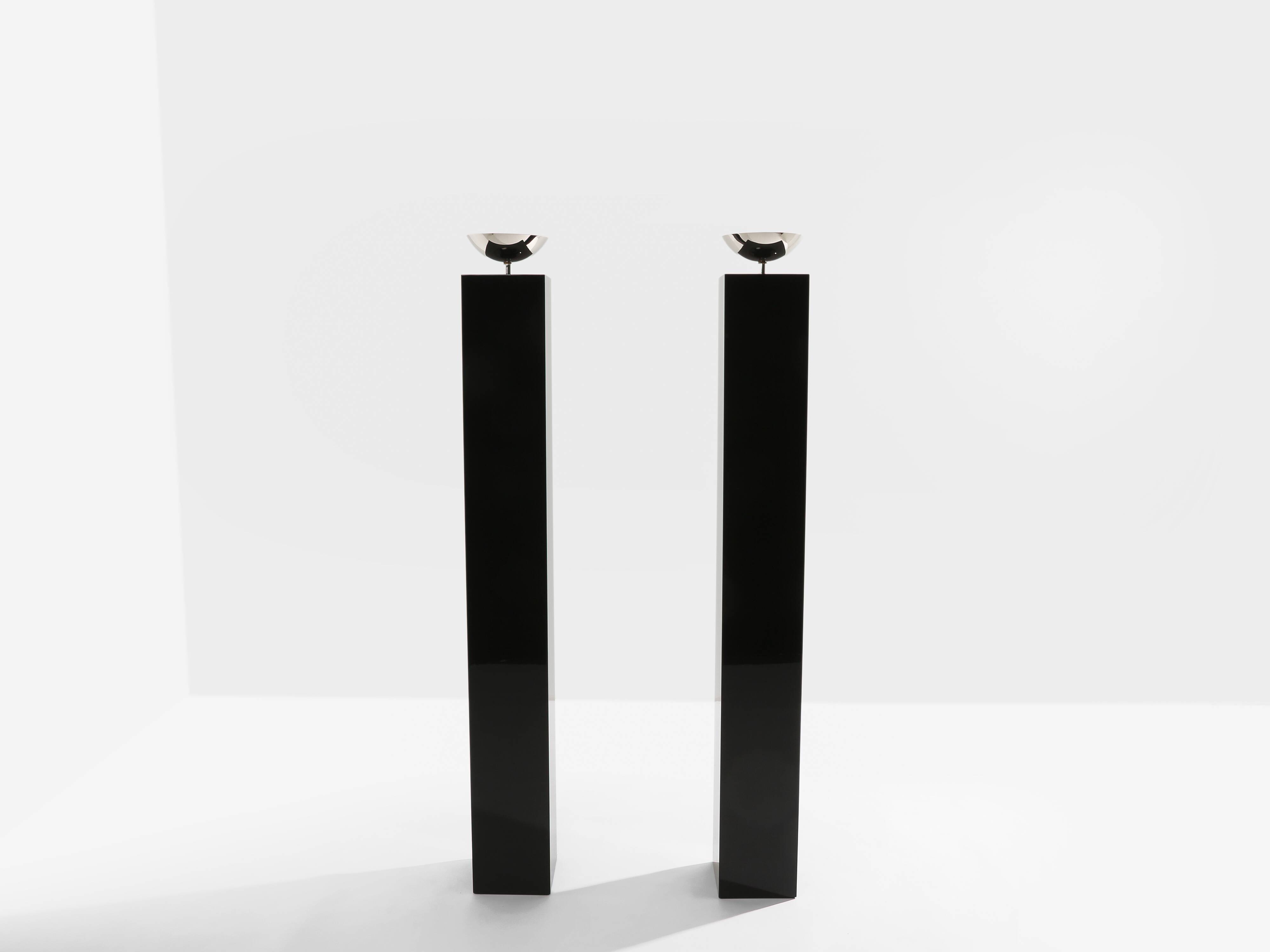 Paire de lampadaires en laque noire et métal nickelé de Michel Boyer, 1979