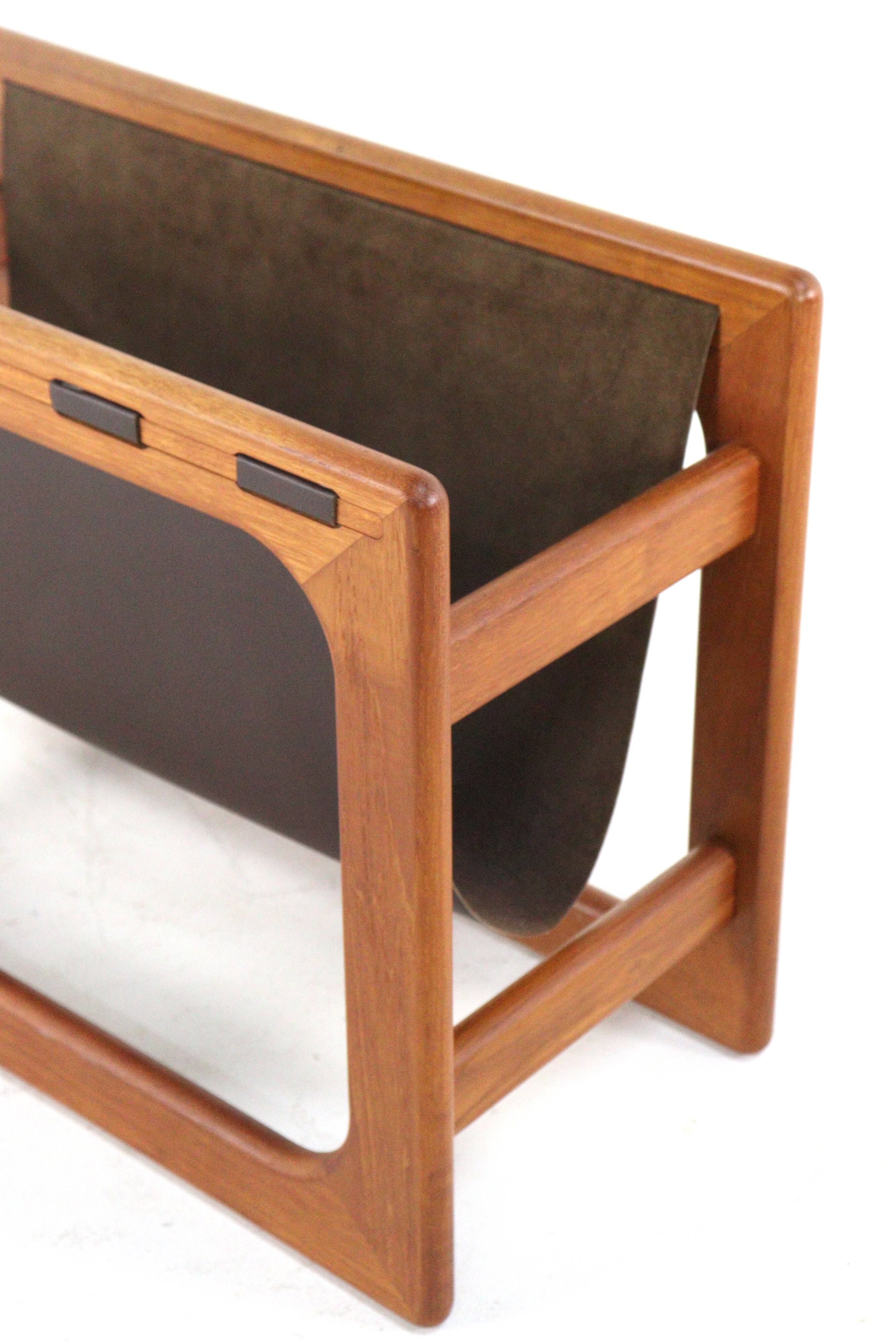 Salin mobler magazine holder - danish design teak