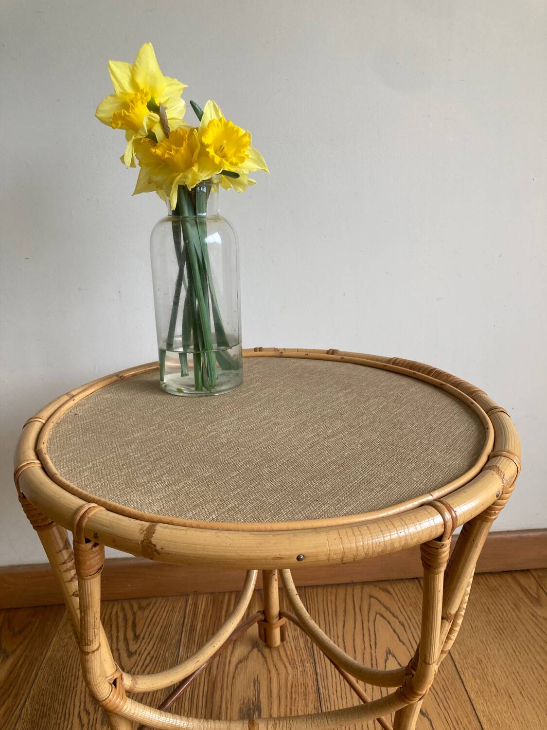 Round rattan coffee table