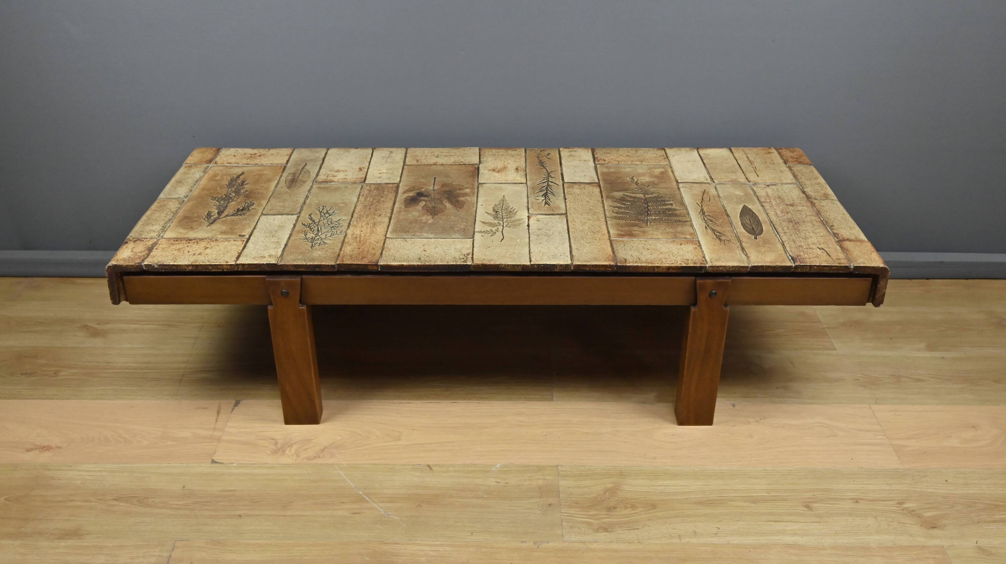 Coffee table signed R. Capron, Les Herbiers Collection, Vallauris – 1960