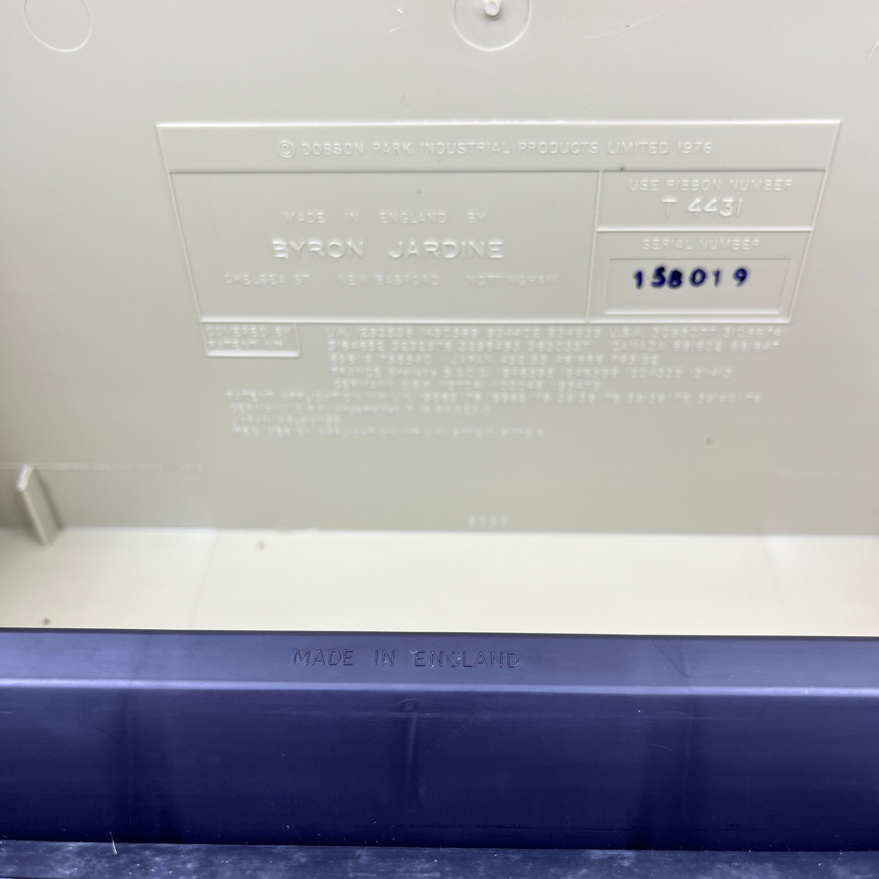 Machine à écrire " petite"