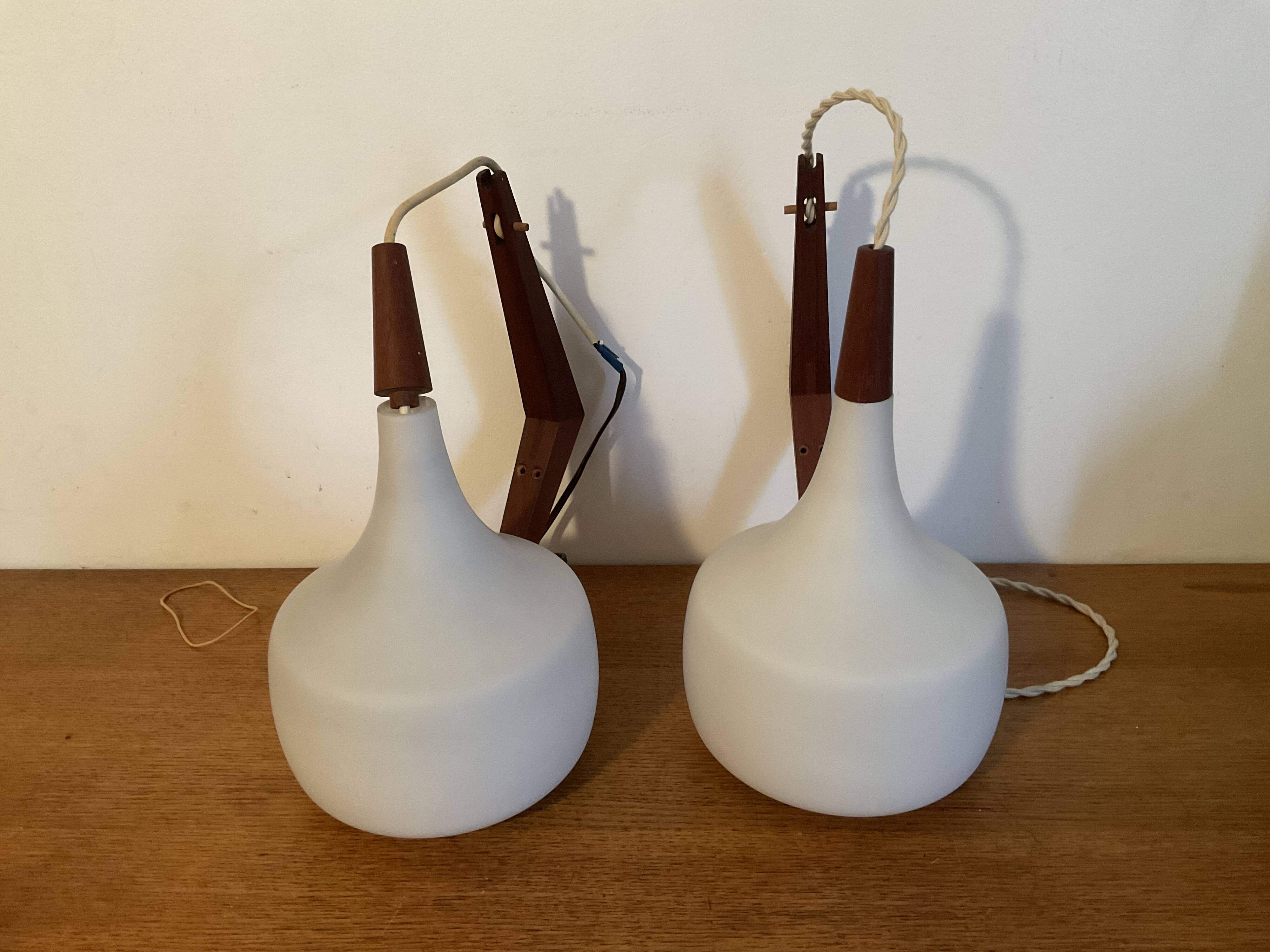 Paire d’appliques scandinaves