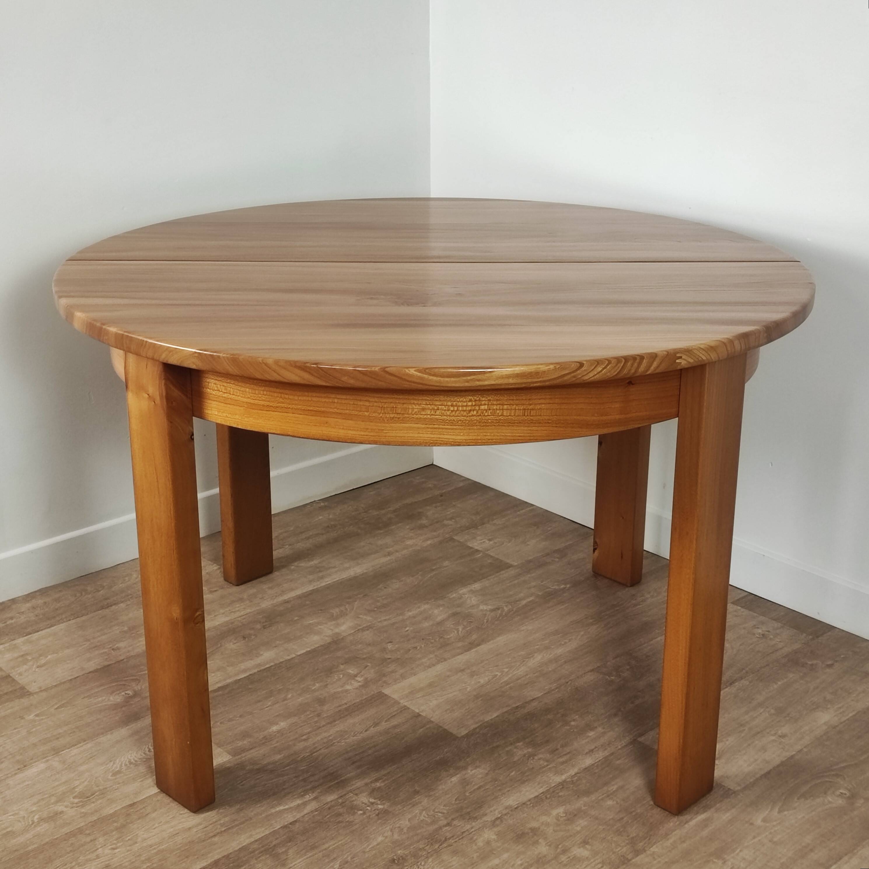 Round extendable elm table