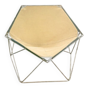 "Penta" armchair