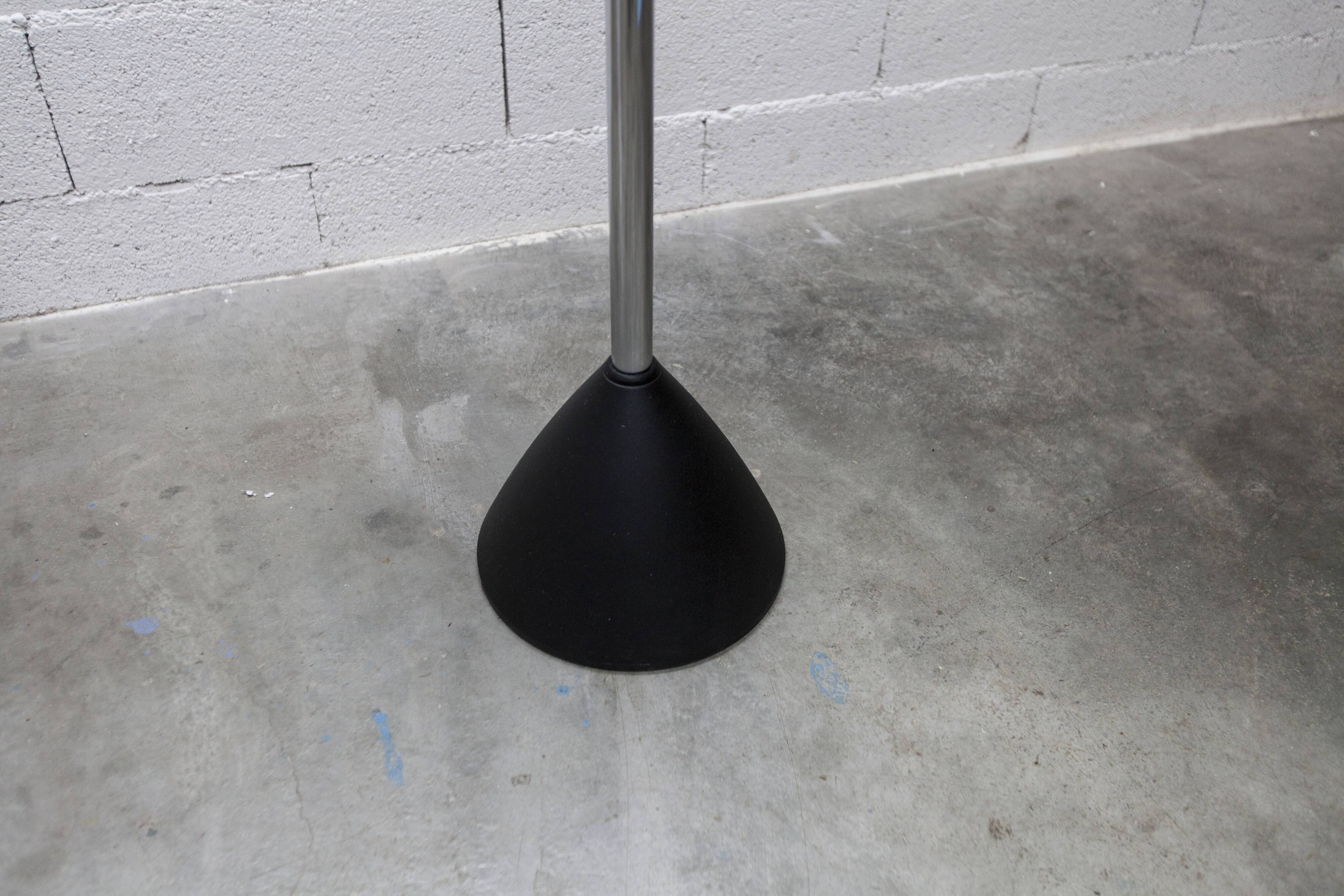 Cascando Tango coat rack designed by Minke Van Voorthuizen