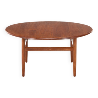 Table basse danoise par Niels Bach