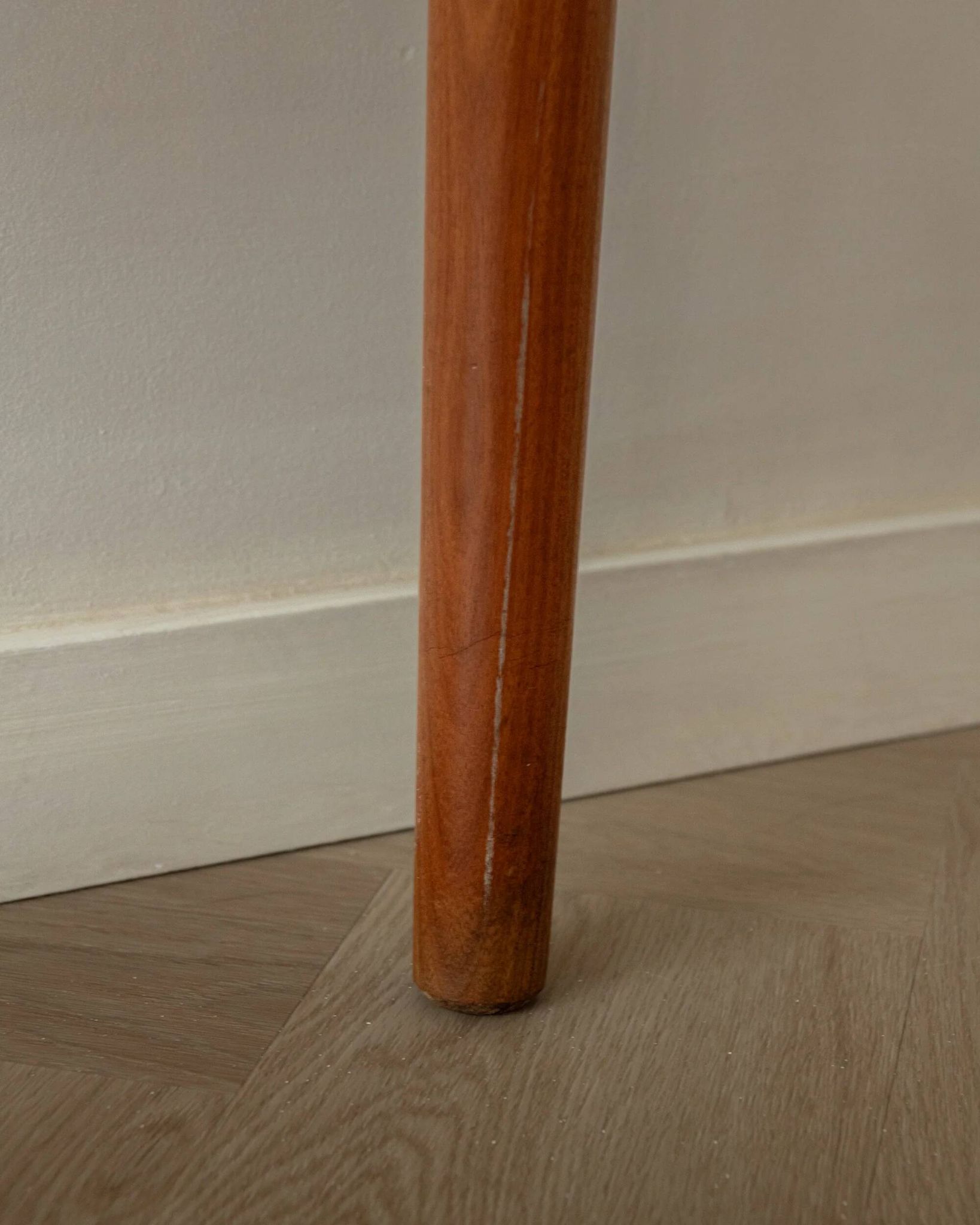Table à manger extensible en teck moderne danois modèle 24 par Ansager Møbler années 1960.