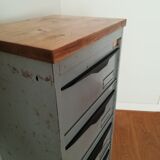 Meuble à clapets