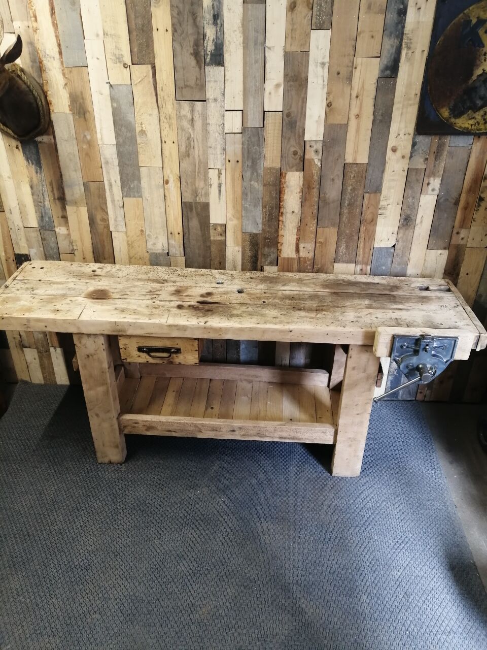 Carpenter's workbench