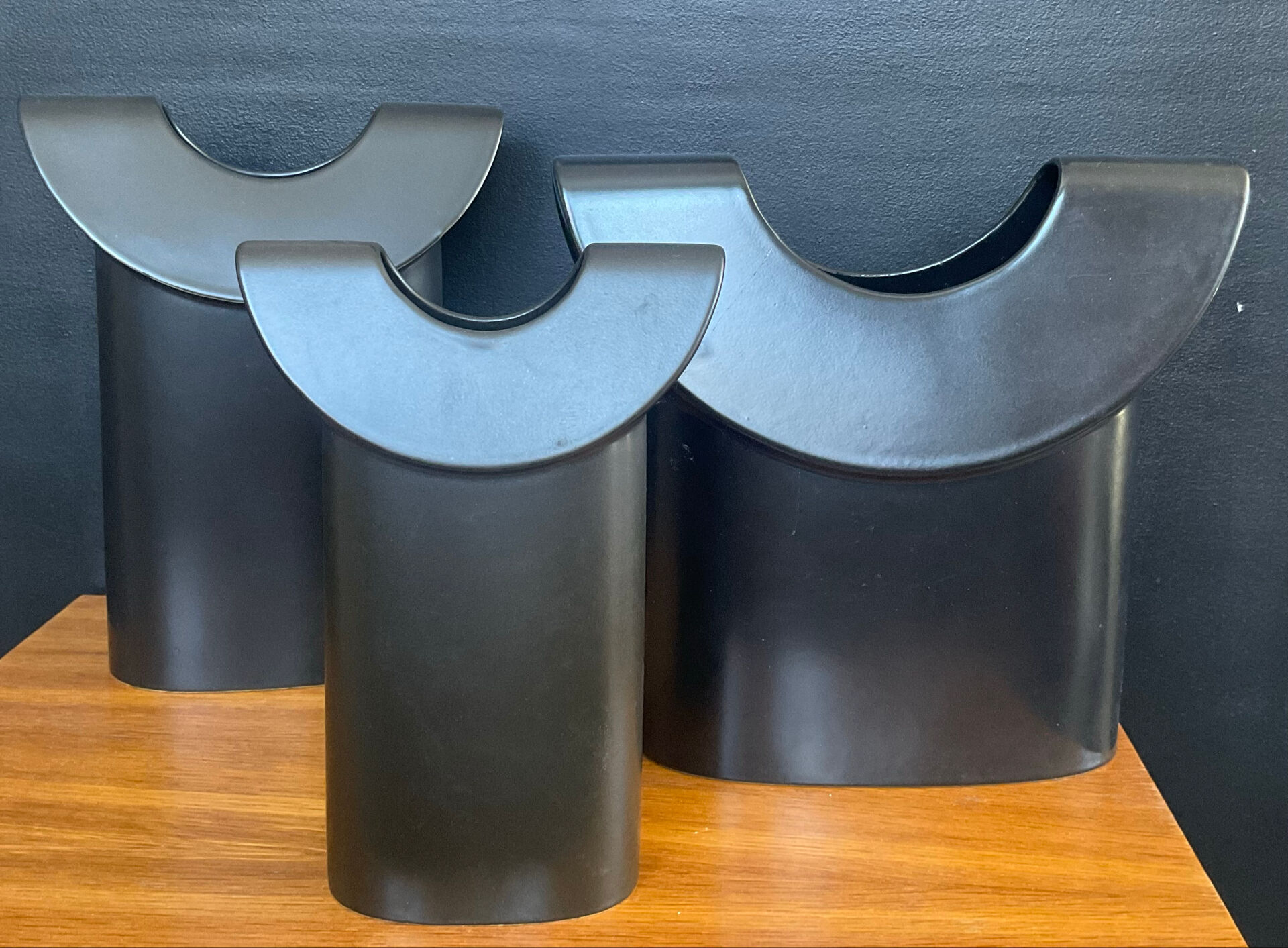 Trio de vases design par Paulus Van Leeuwen