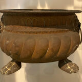 Copper planter with two lion heads, 17th - 18th century