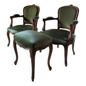 Louis XV armchairs and footstools