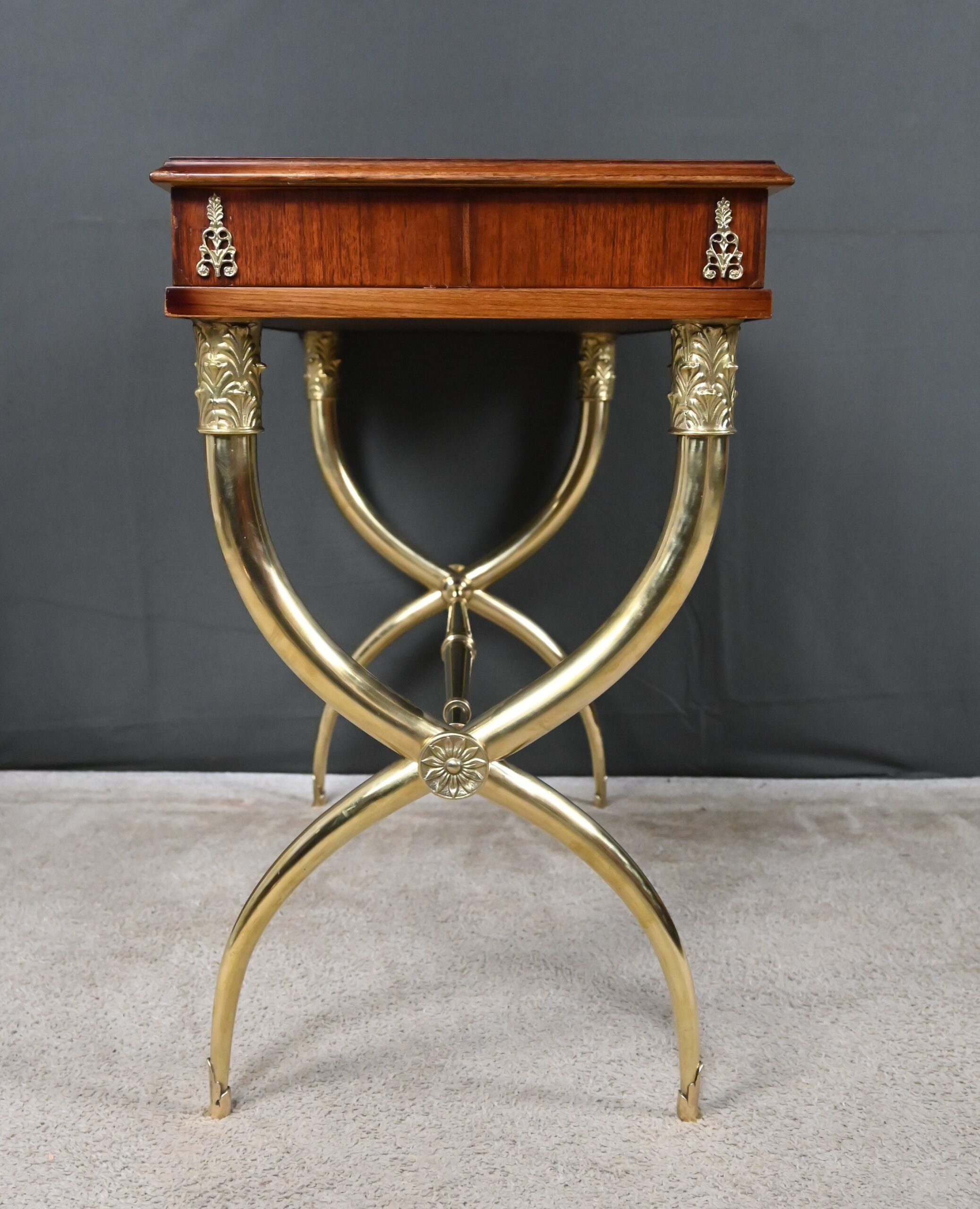 Console en placage d’acajou, style Empire – 1re partie XXe