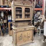 Hunting buffet with 2 bodies