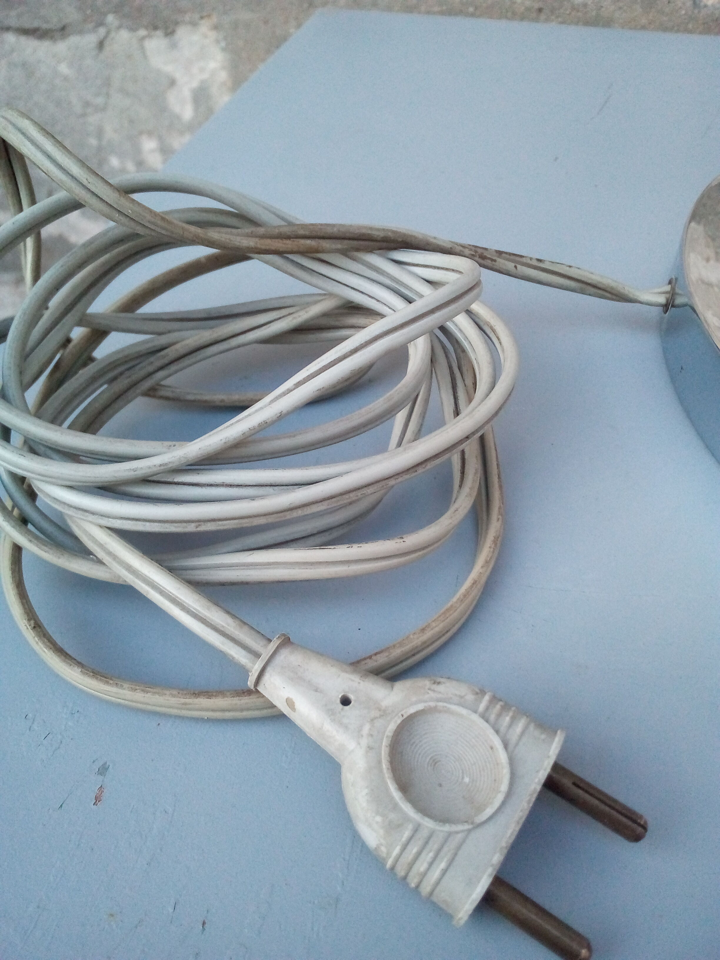 Jumo lamp by Varilux