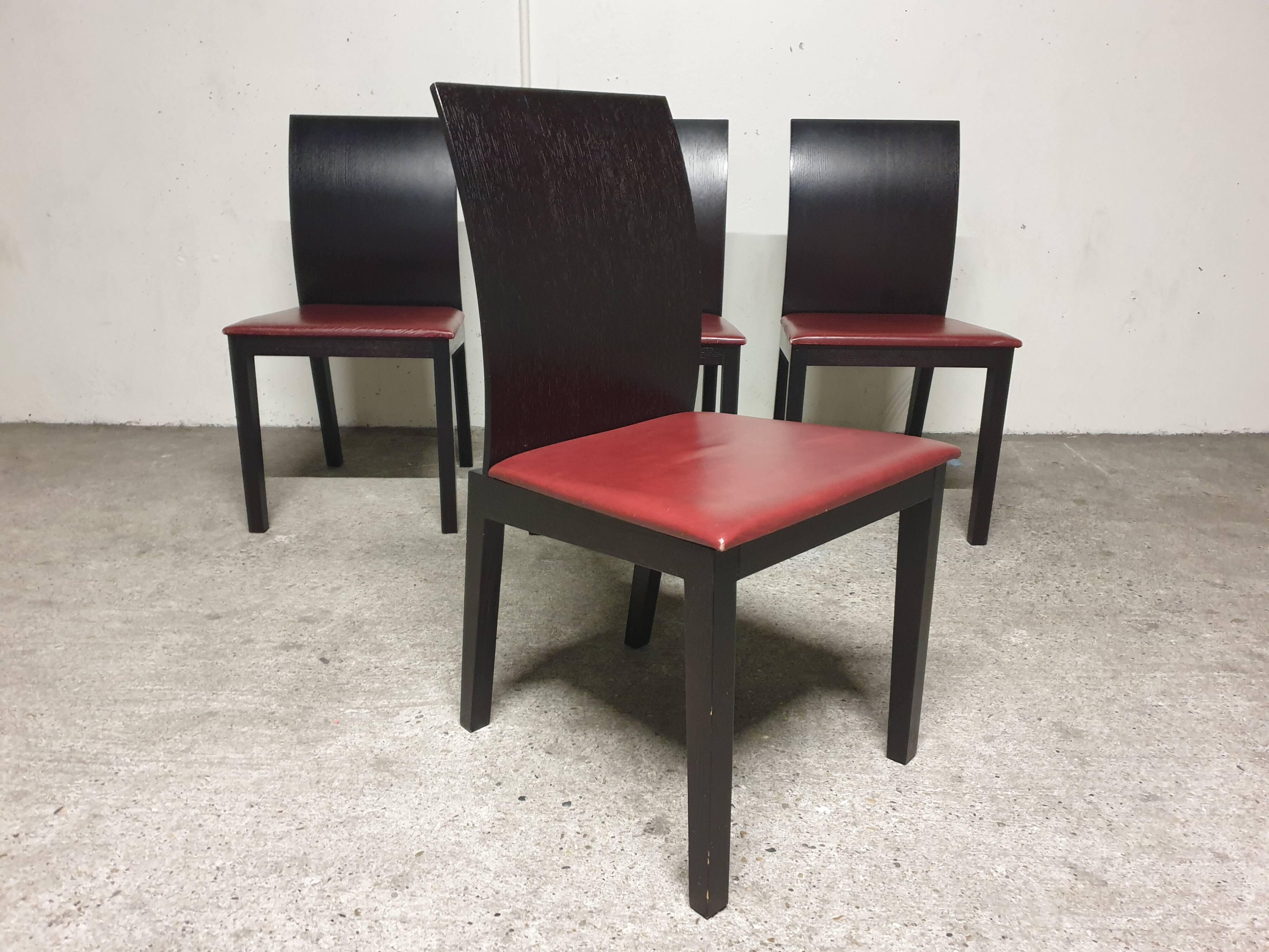 Set de 4 chaises design italien vintage 2000