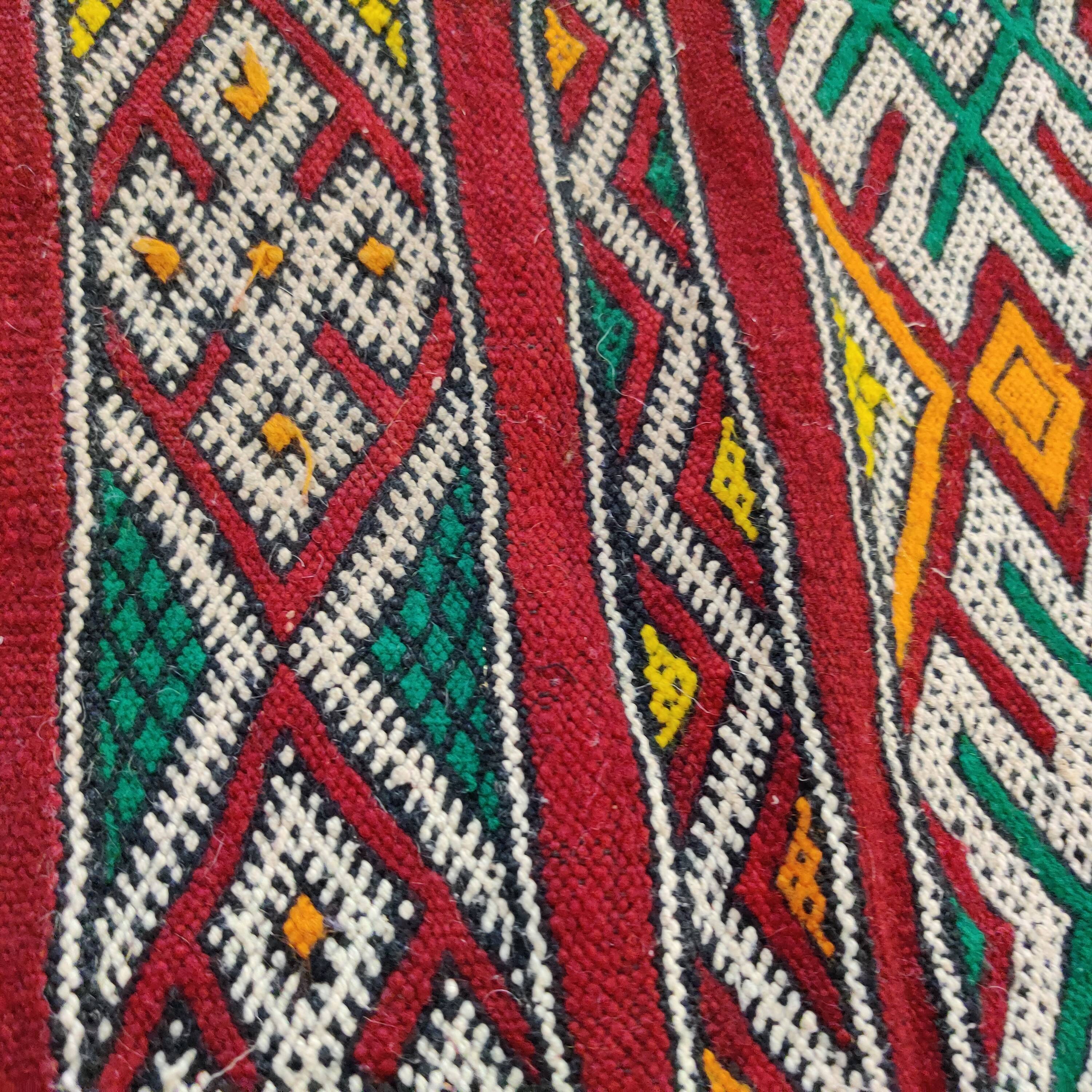 Vintage moroccan kilim cushion