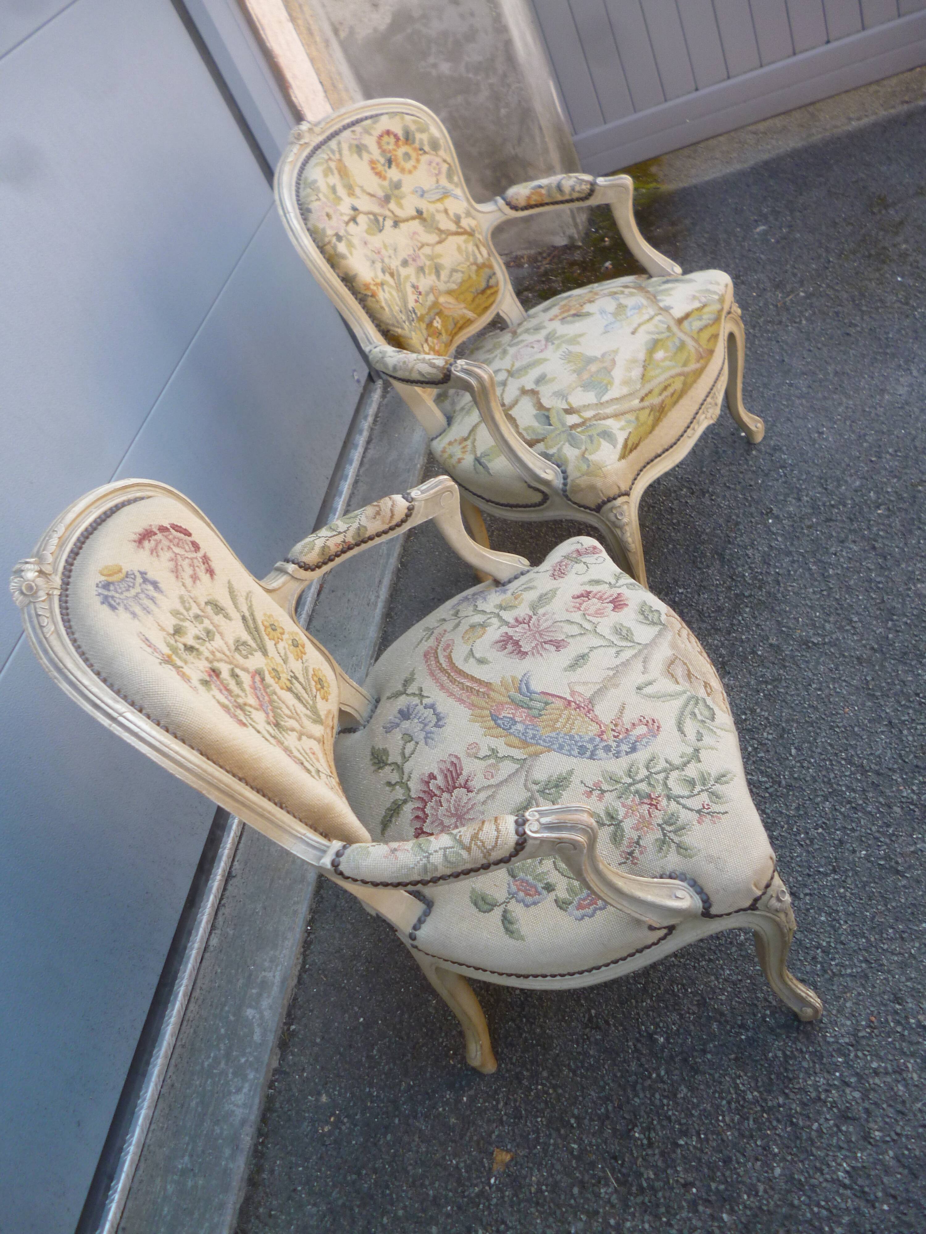 Beautiful pair of Louis xv armchair