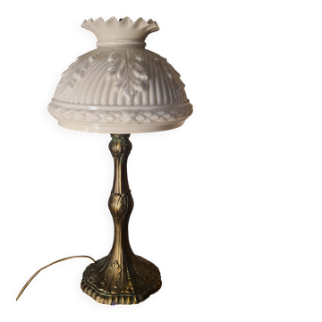 Patinated regulable lamp with a moulded white opaline shade from 1900, 52x26, very beautiful.