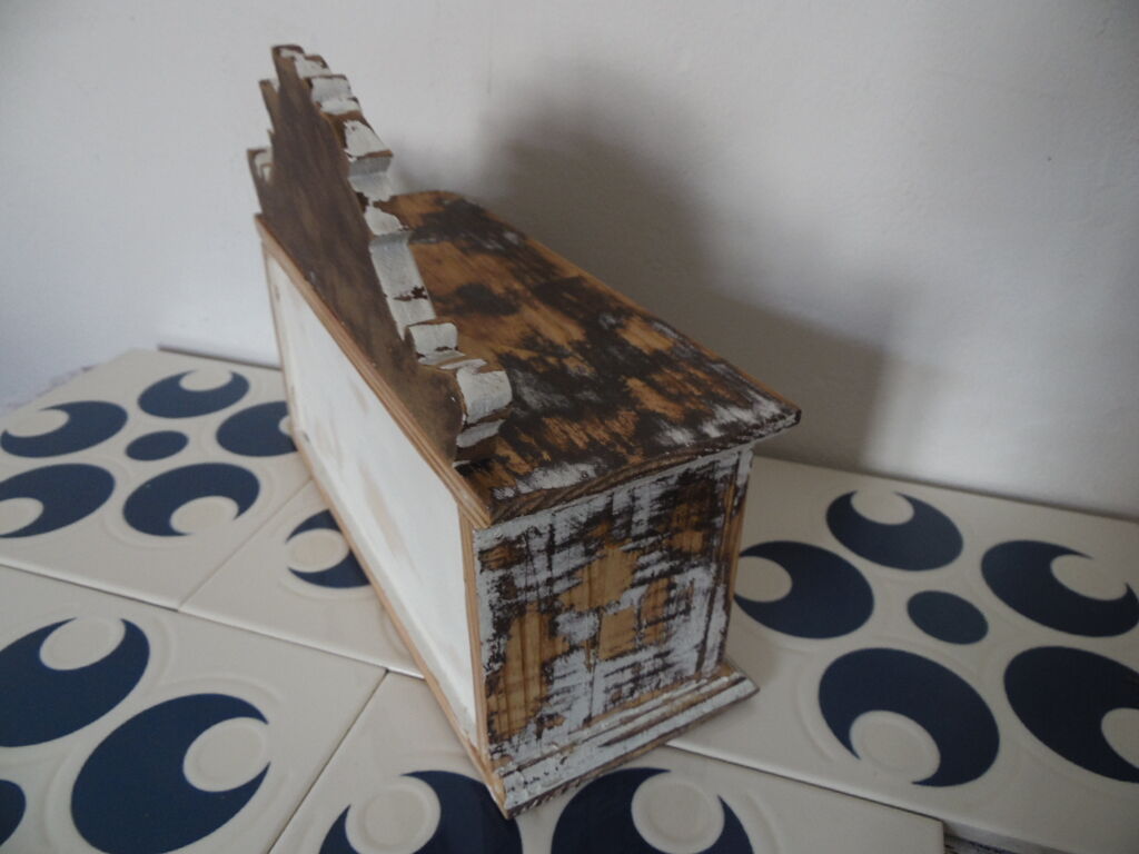 Decorative cabinet 2 drawers