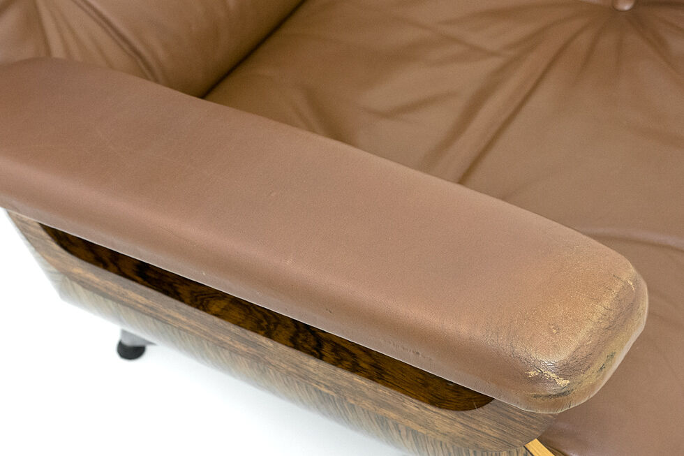 Lounge chair and ottoman leather and bentwood 60/70