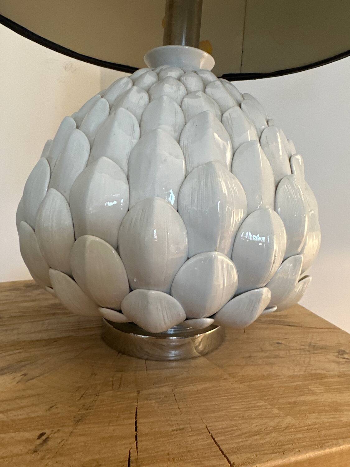 Vintage artichoke lamp