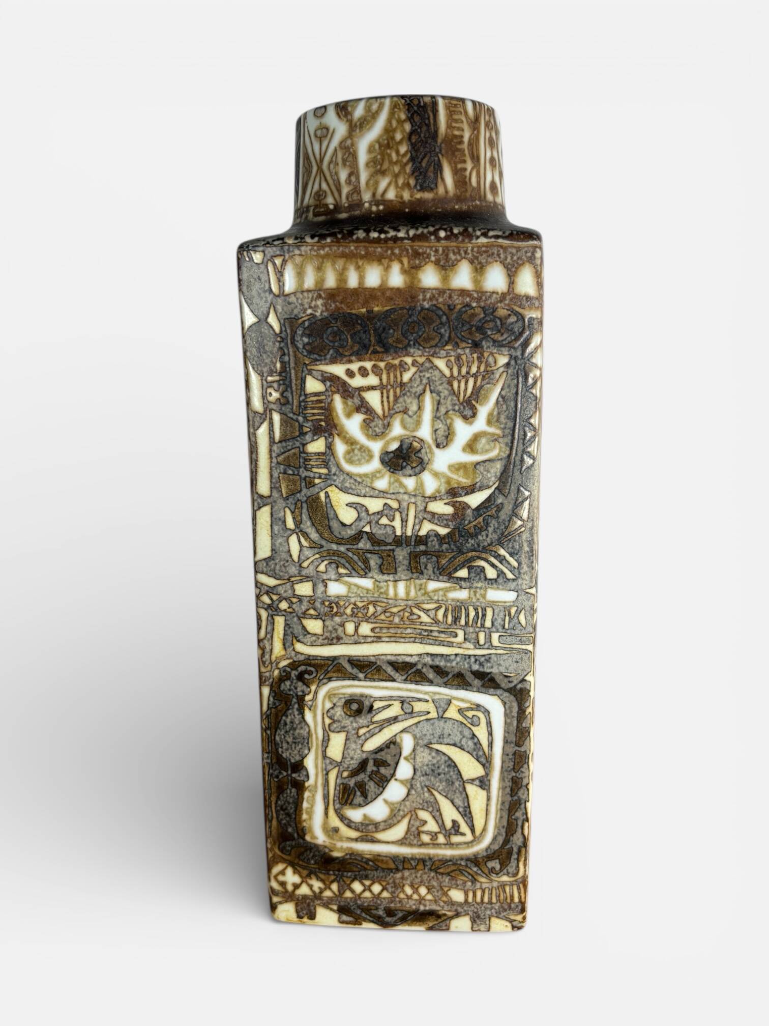 Scandinavian stoneware vase decorated with birds and flowers – Nils Thorsson for Royal