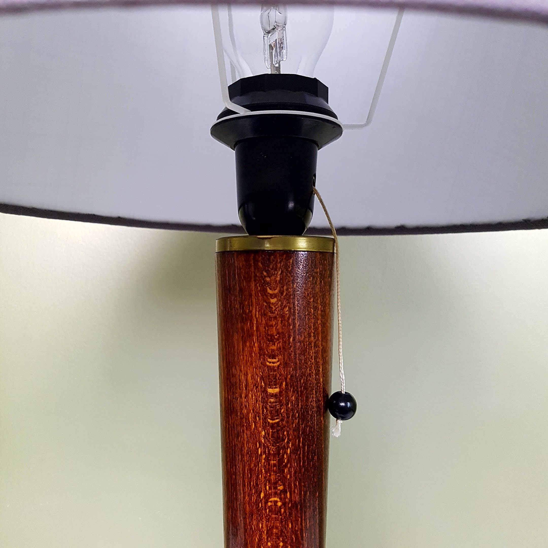 Art deco wooden lamp