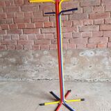 Porte-manteau pour Enfant coloré marque IKEA 1980