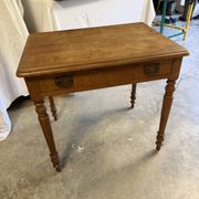Table bureau