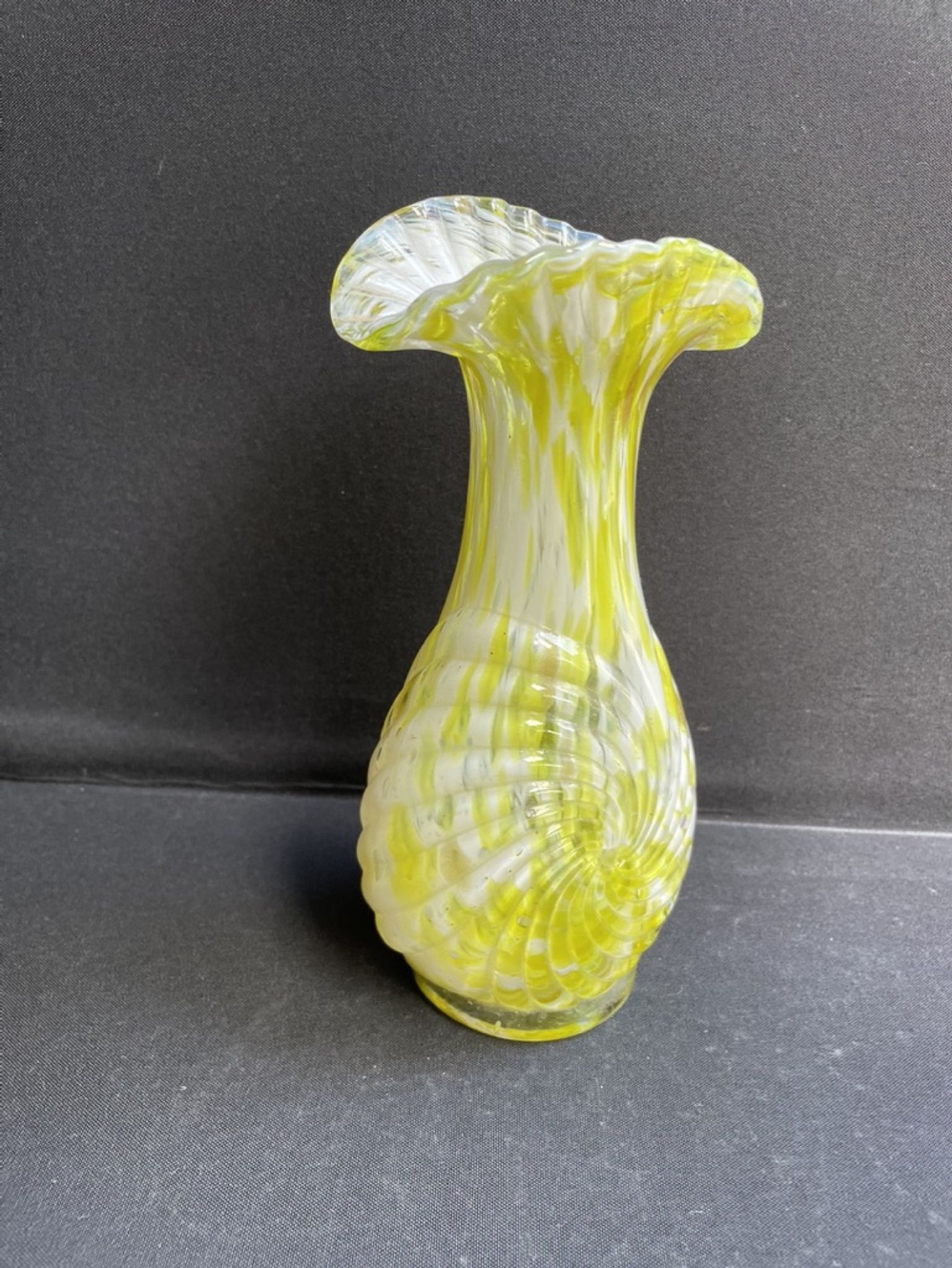 Vase Bouquet Holder "Sun" - F. T. Legras listed