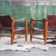 Paire de chaises du milieu du siècle