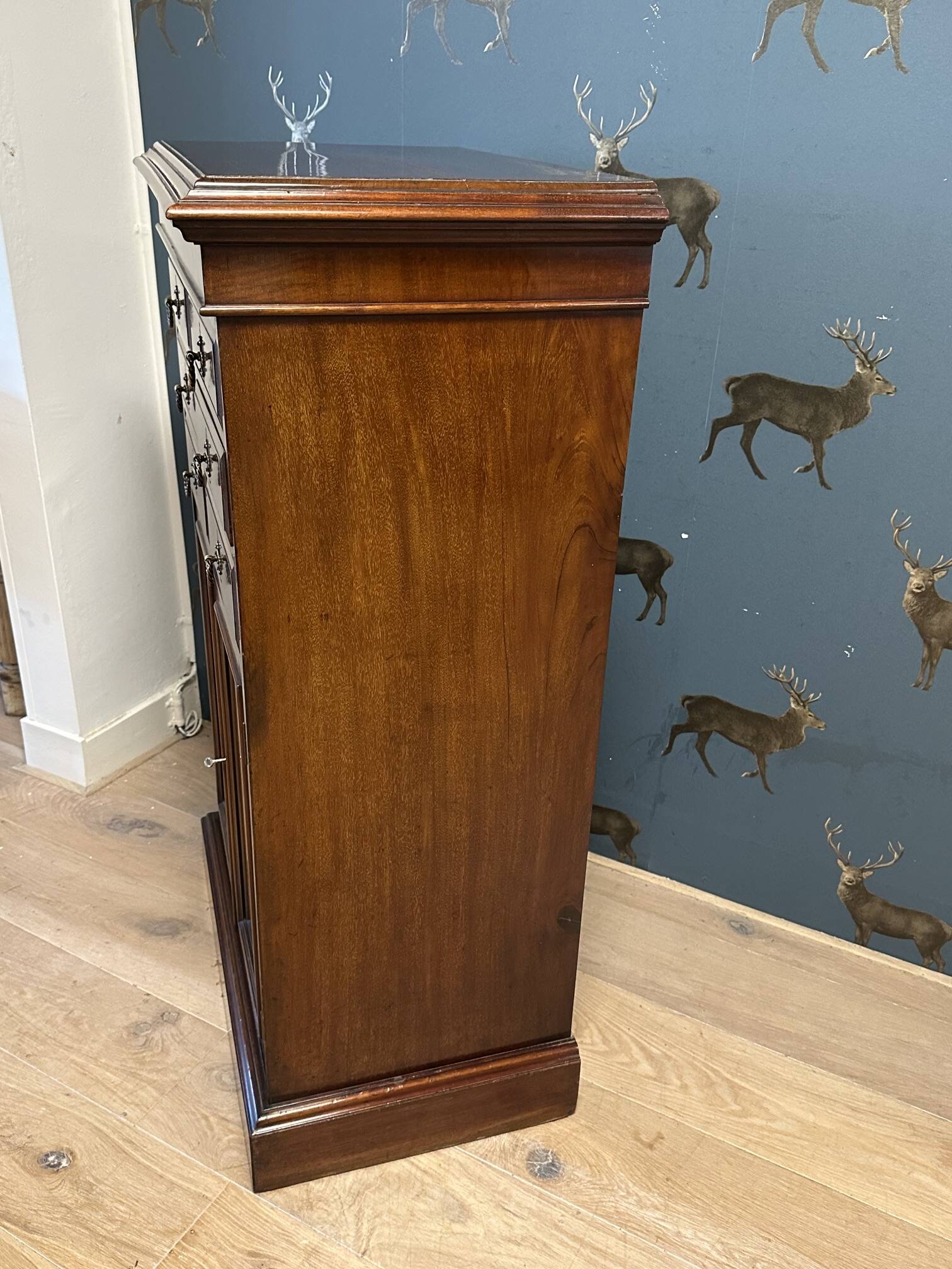 Cabinet de musique anglais