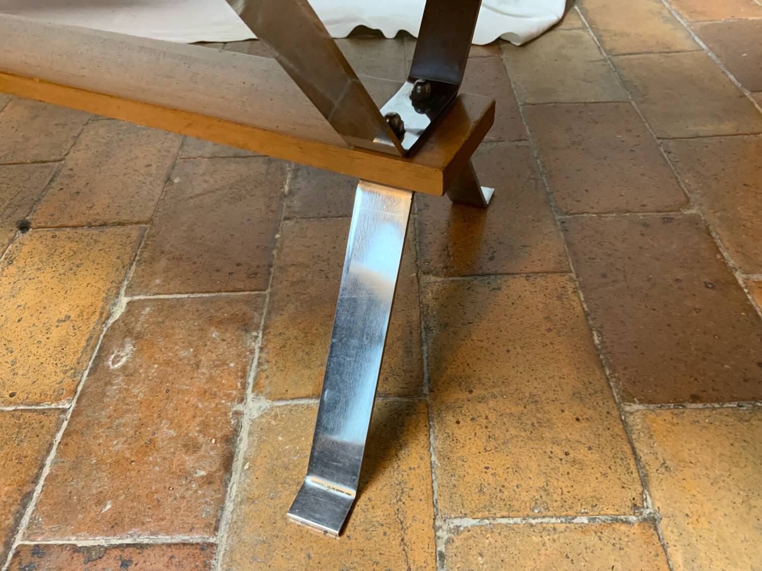 Coffee table 70'