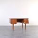 Bureau en teck danois des années 1960.