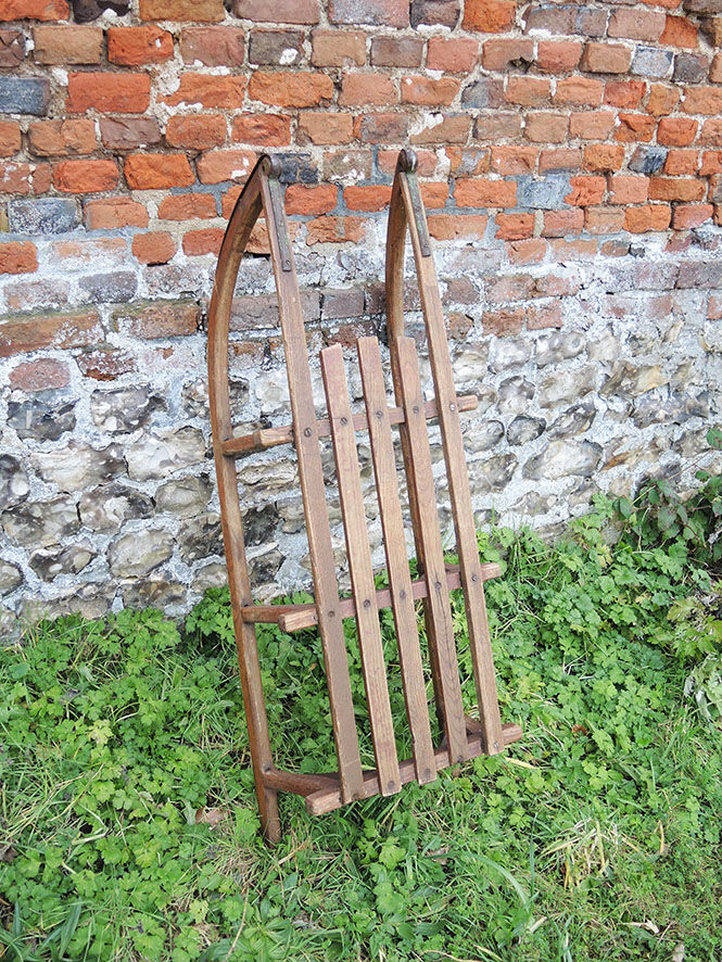 Old sledding for adults in wood & metal