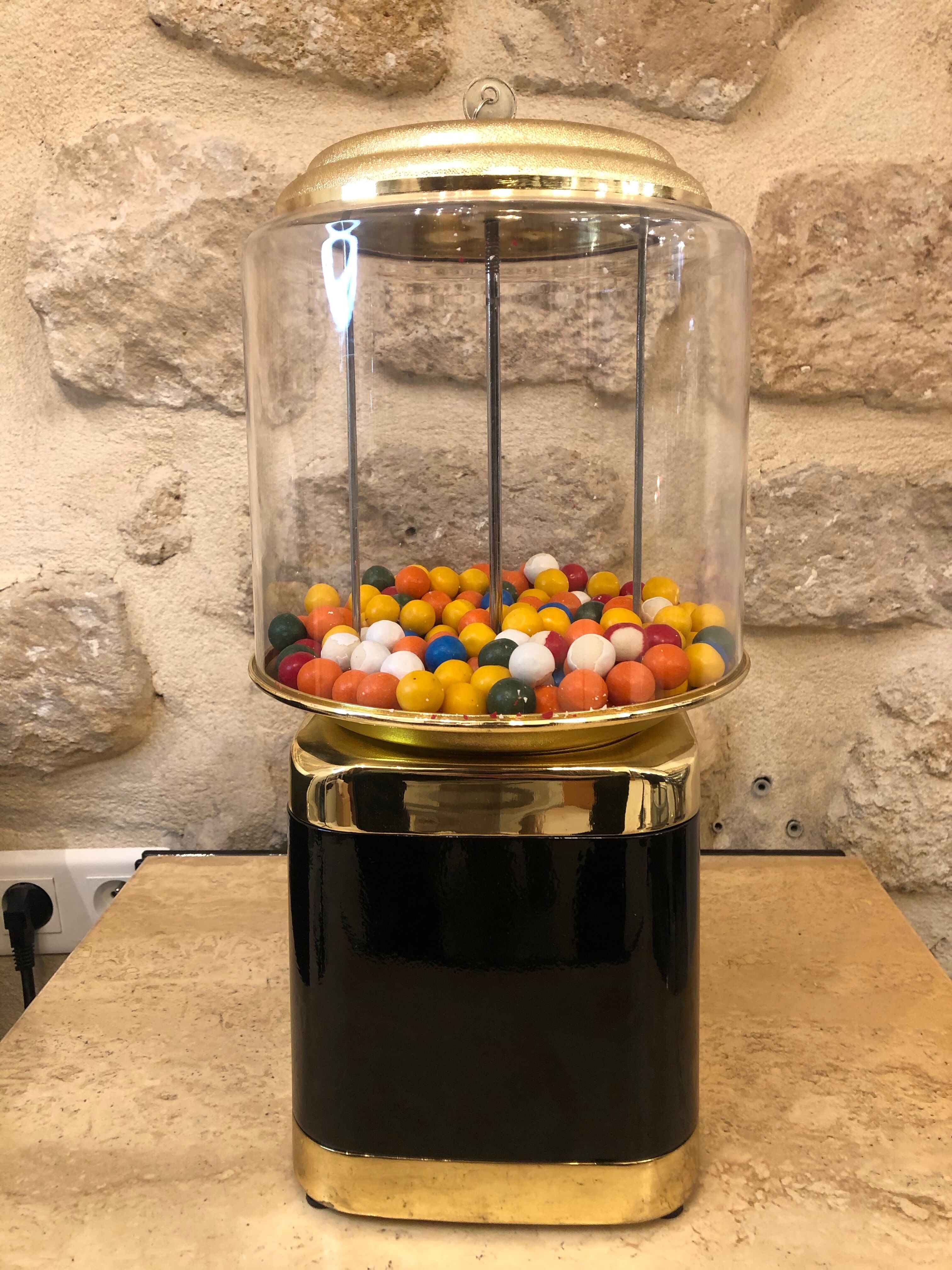 Candy dispensers original years 1973