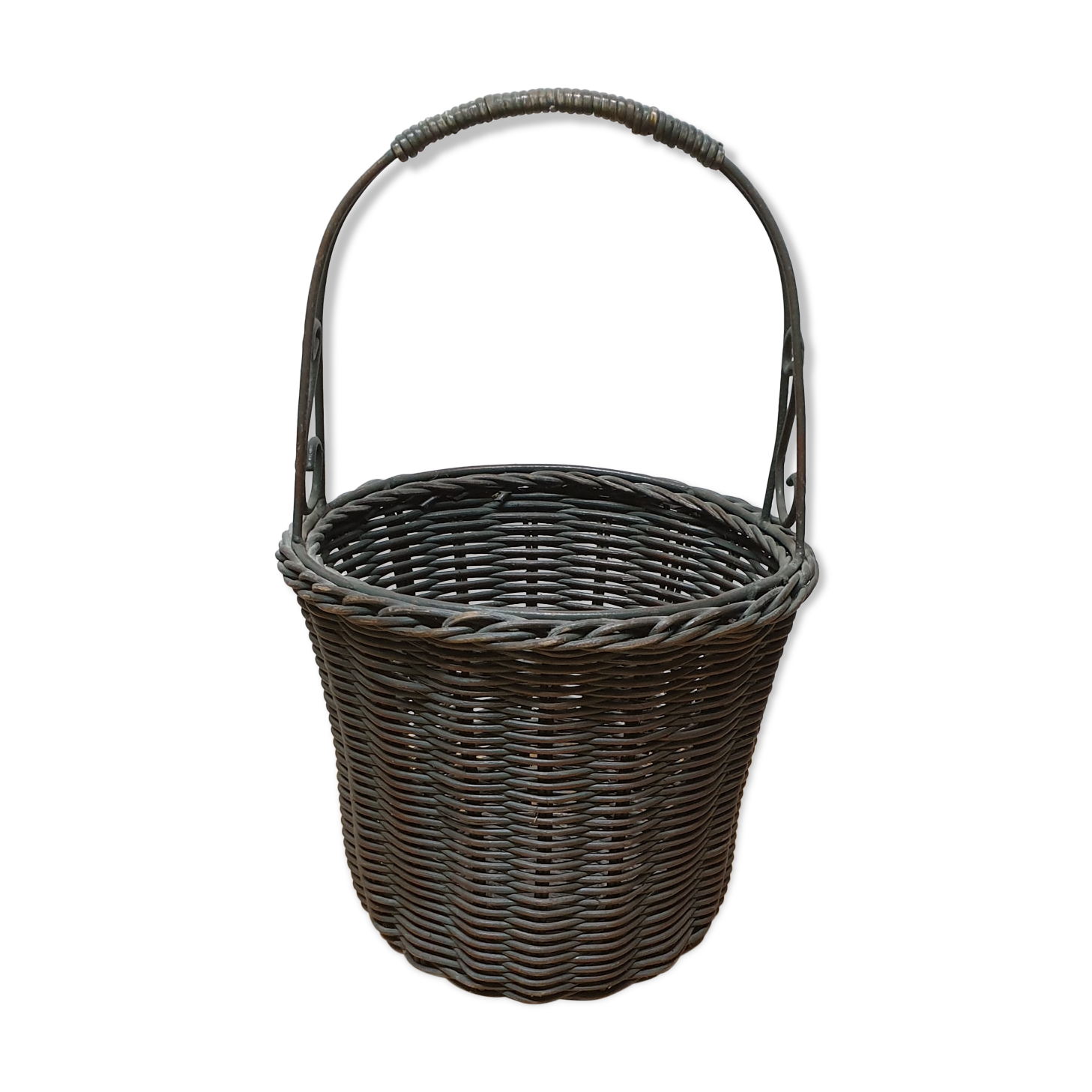 Wicker and metal basket