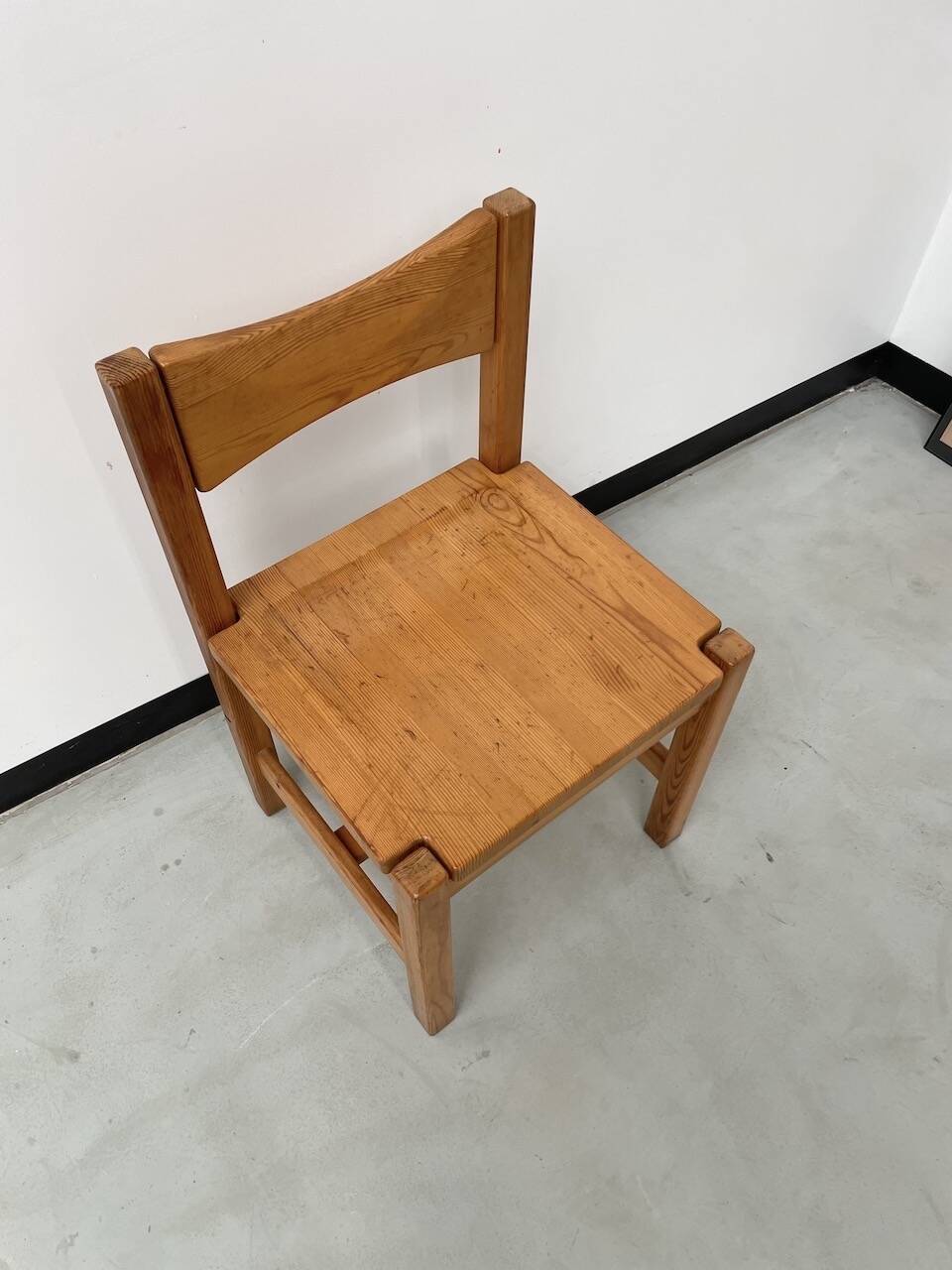 Table pin et chaises « hongisto » Ilmari Tapiovaara