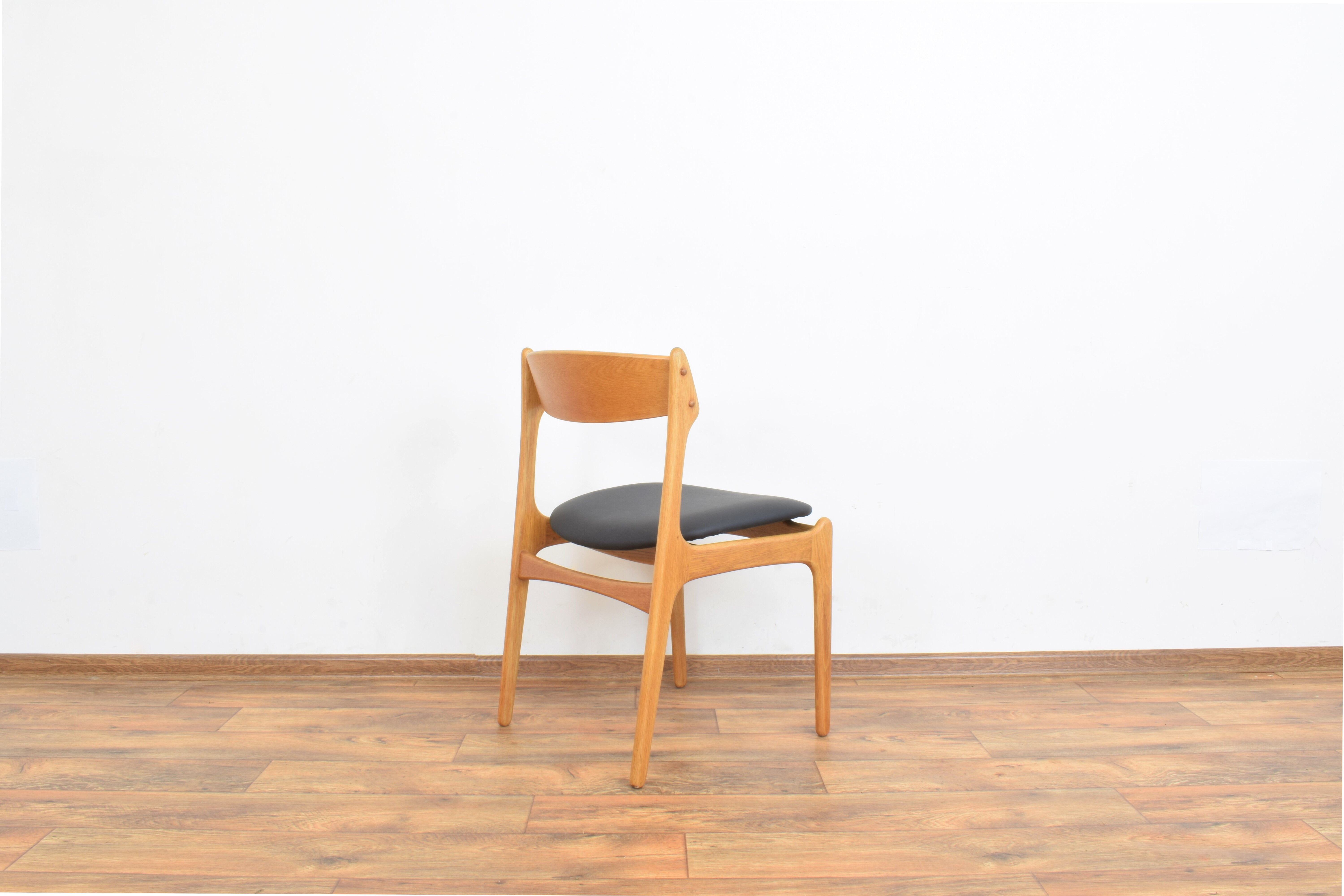 Model 49 dining chairs by Erik Buch for O.D. Møbler, 1960