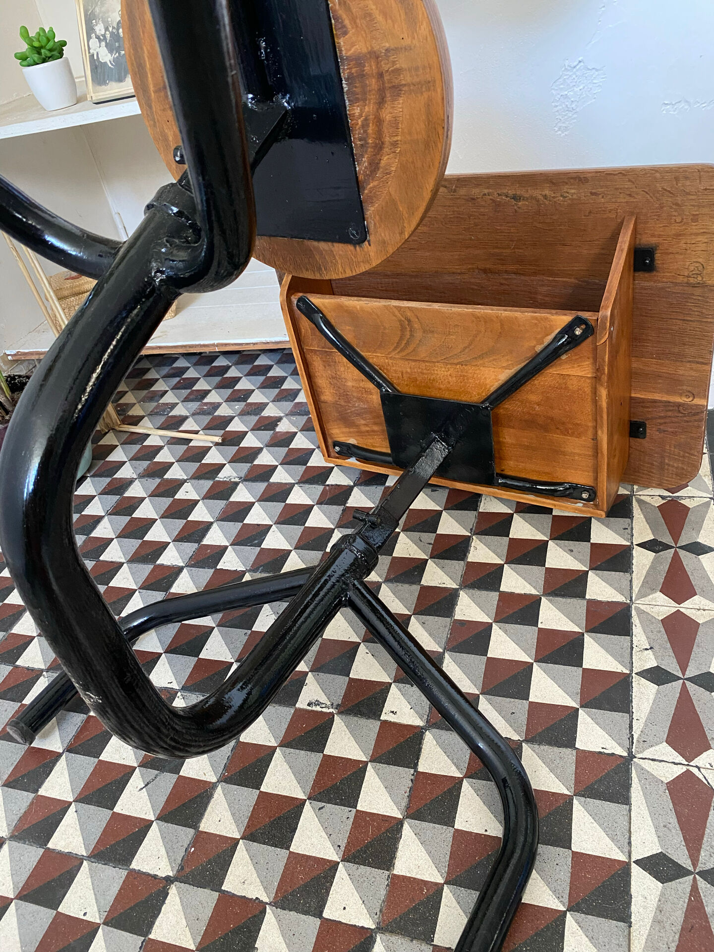 Old school desk with integrated chair – oak and metal – year