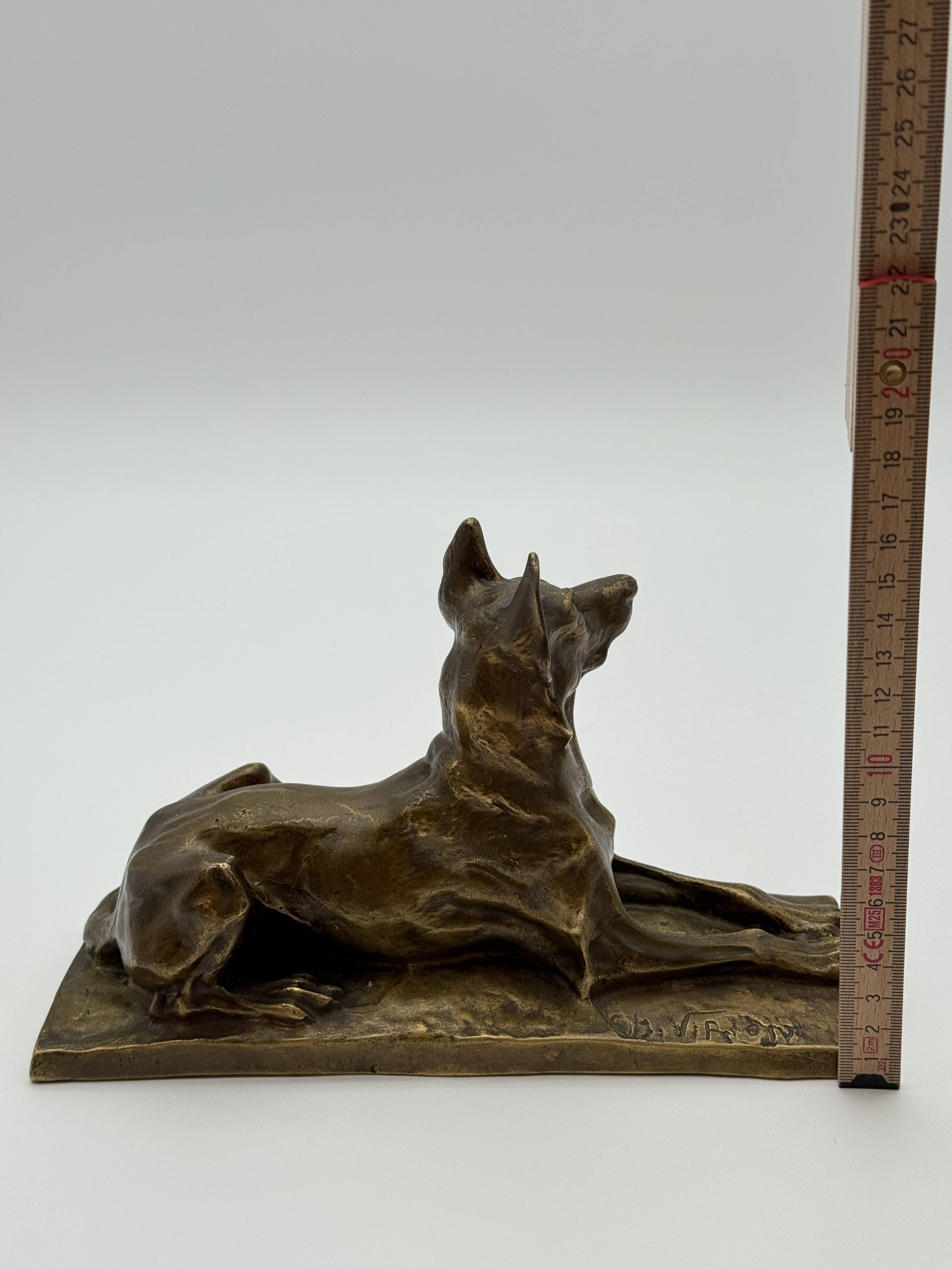 Bronze sculpture "German Shepherd" by Charles Virion (1865-1946)