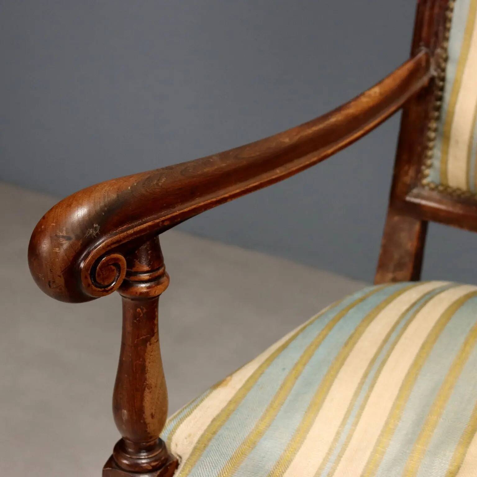 Antique Baroque-style walnut armchair, upholstered, 19th century.