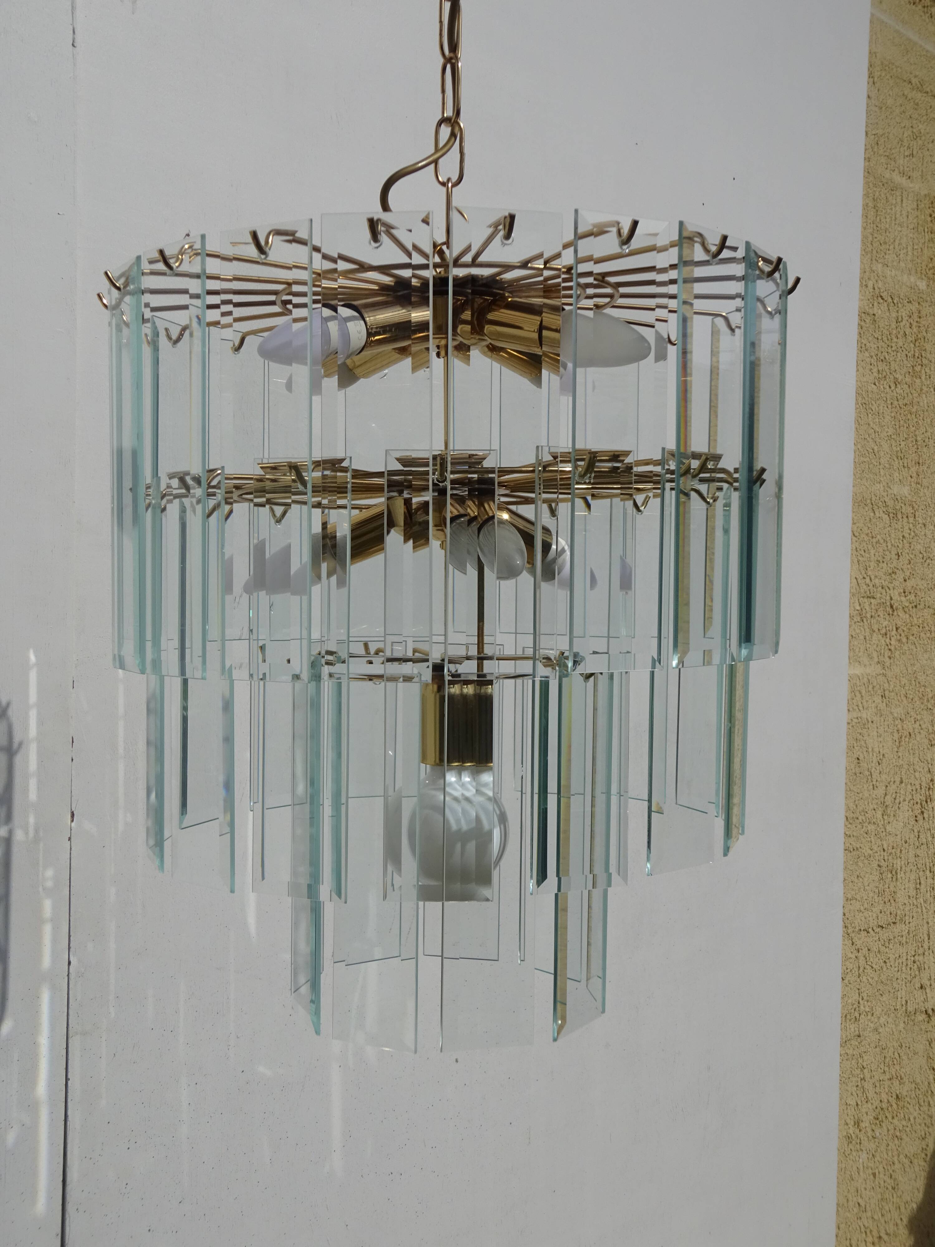 Large chandelier, 46 hanging beveled glass plates