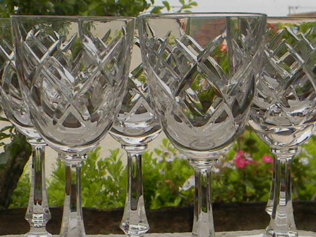 Set of 6 SEVRES crystal white wine glasses.