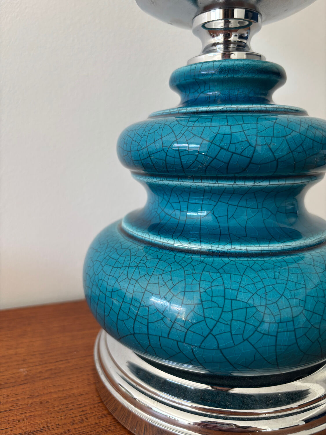 Vintage turquoise blue crackled glazed ceramic lamp – base ch