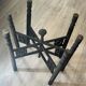 Table basse marocaine en laiton gravé et bois sculpté