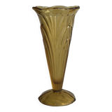 Vase en verre ambré jaune