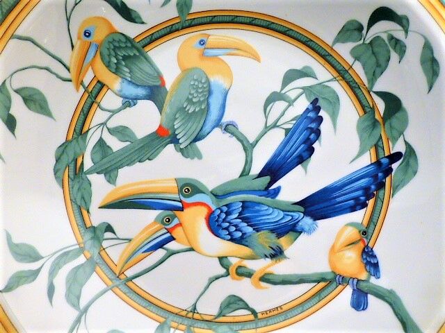 Plat creux Hermes modele toucan