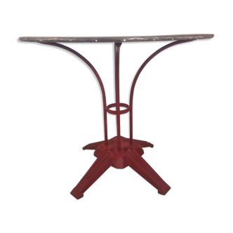 Red garden pedestal table